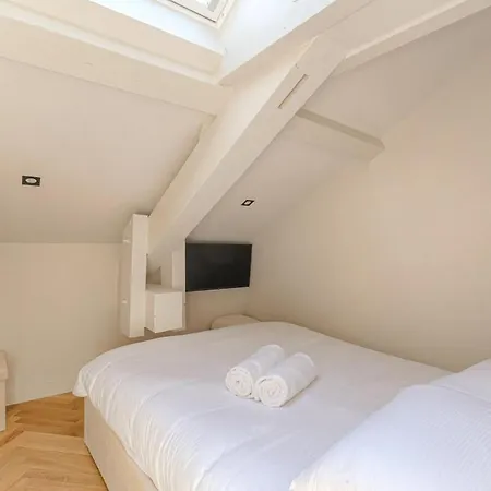 Moderne Et Chaleureux, Apartamento *