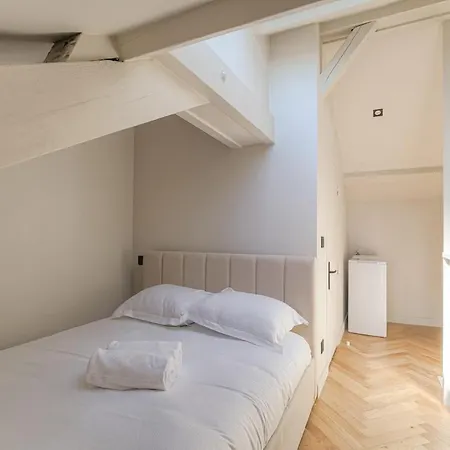 Apartamento Moderne Et Chaleureux,